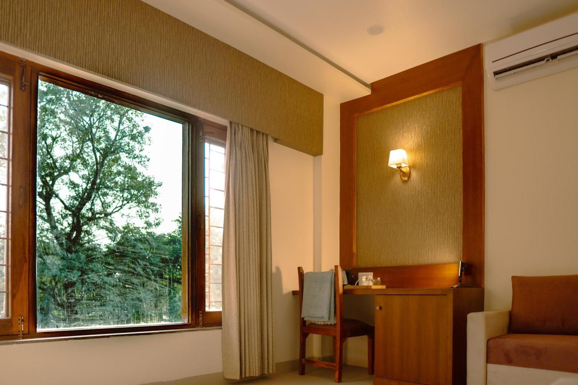 Hotel Ananda Kashi Βαρανάσι Εξωτερικό φωτογραφία